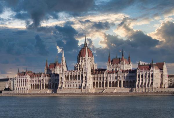 Ungarisches Parlament in Budapest